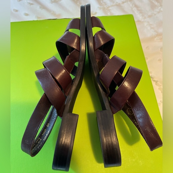 Women's Hunt Club Leather Sandal - Picture 8 of 16